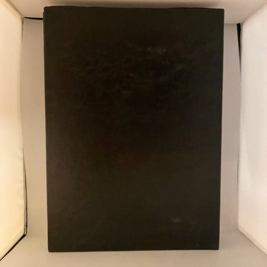 Kiss - Kisstory Hardcover Slipcase Collector's Artist Book Signed Numbered - Image 2