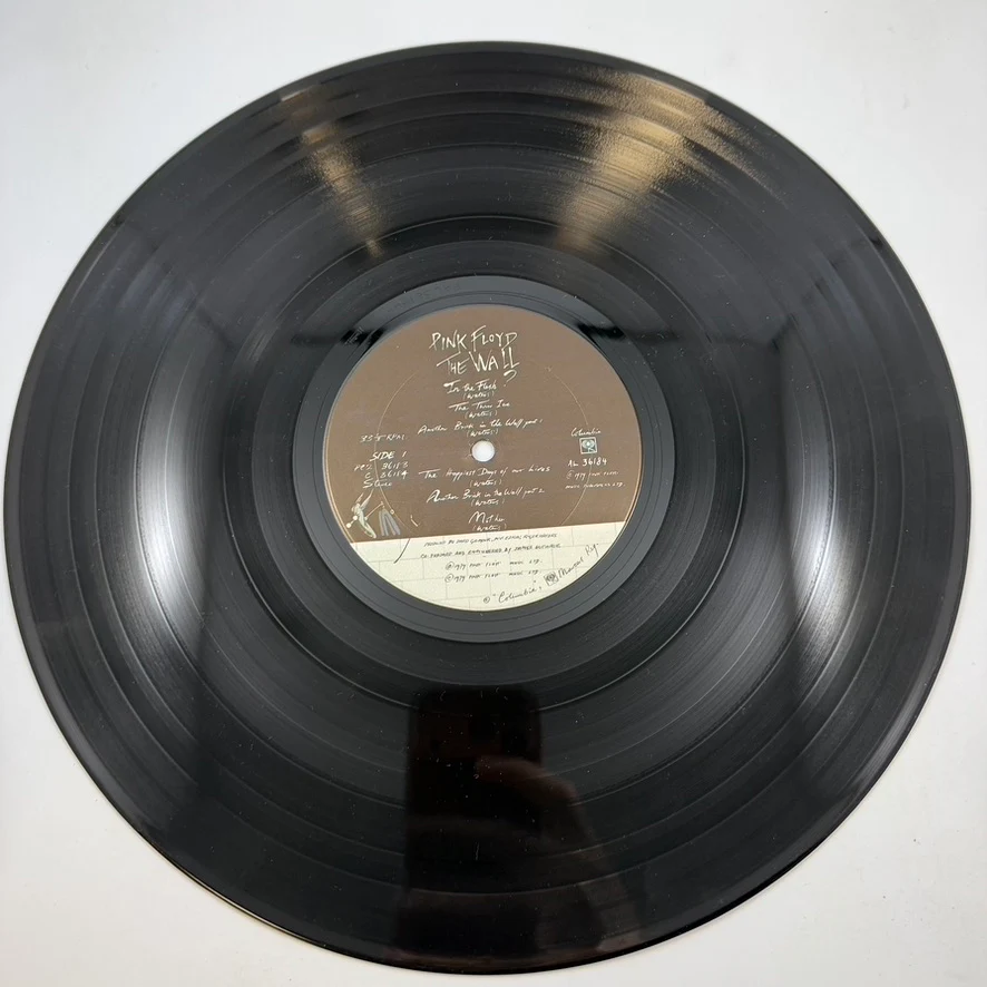 Pink Floyd – The Wall LP USED Vinyl VG+/VG+ - Image 3
