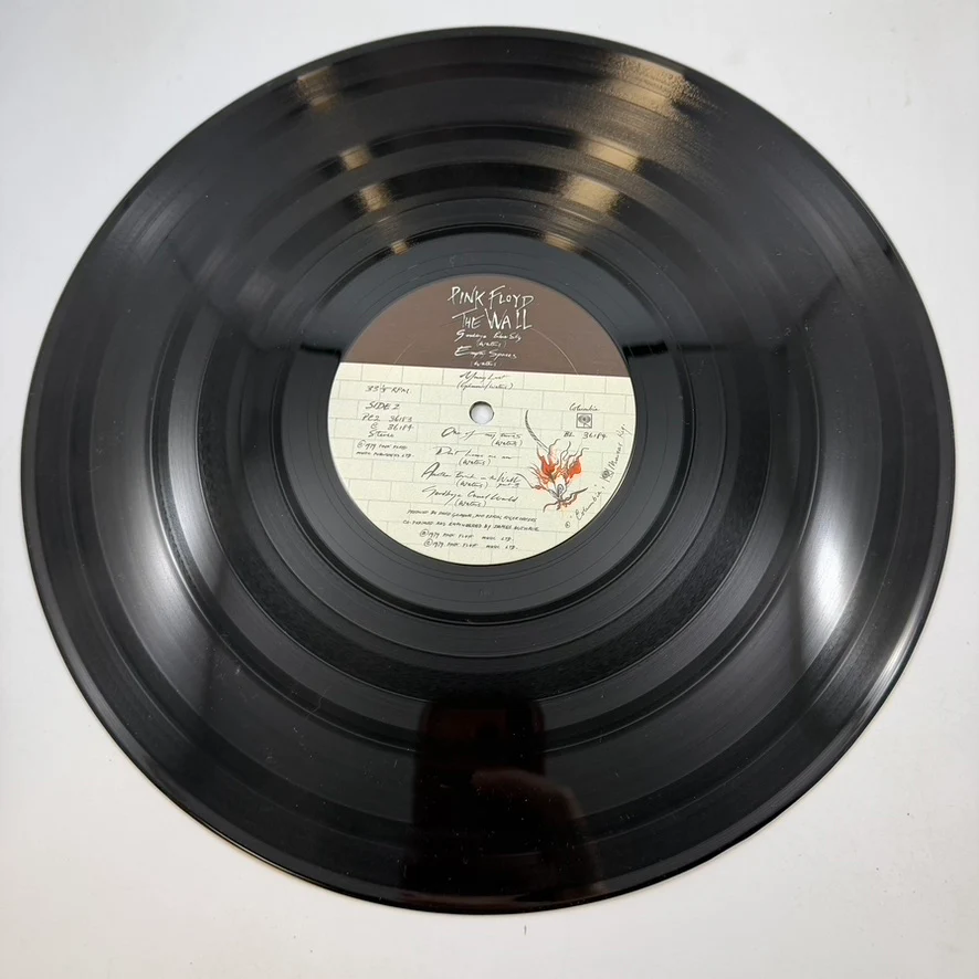 Pink Floyd – The Wall LP USED Vinyl VG+/VG+ - Image 4
