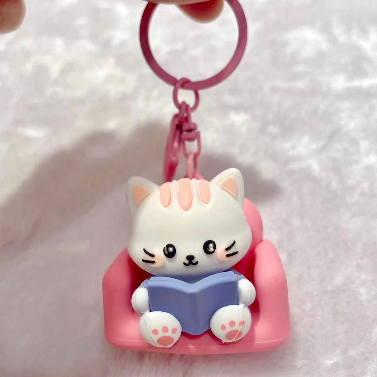 READING CAT KEY CHARM-12 - Image 3
